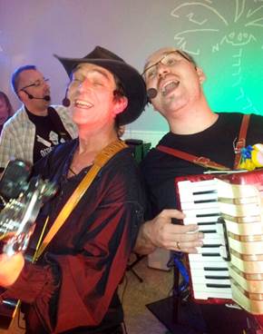 Migenda trio 2014_altern mit Akkordeon live